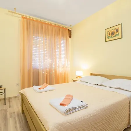 Apartment Neven Rogoznica (Sibenik-Knin)
