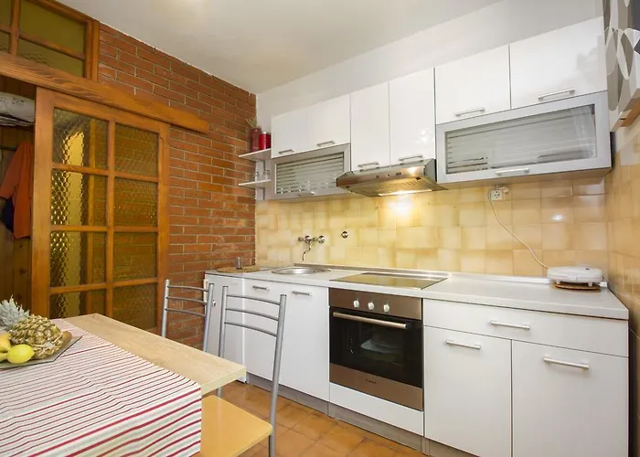 Neven Rogoznica (Sibenik-Knin)